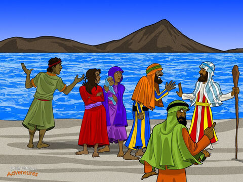 Kiedy Hebrajczycy dotarli do Morza Czerwonego, Bóg zwrócił się do Mojżesza: „Powiedz ludowi, żeby rozbił tutaj obóz. Zatwardziłem serce faraona, więc jego wojsko przyjdzie po was. Ja jednak rozprawię się z jego żołnierzami. Wtedy Egipcjanie poznają, że Ja jestem Jahwe”.<br/>Wkrótce armia egipska pojawiła się w oddali. Hebrajczycy byli zaniepokojeni. Powiedzieli do Mojżesza: „Dlaczego wyprowadziłeś nas na pustynię, abyśmy zginęli?”. Uwięzieni między wodami Morza Czerwonego a armią egipską, jęczeli: „Czyż nie mówiliśmy ci, żebyś pozwolił nam zostać w Egipcie? Lepiej nam było jako niewolnikom!”.<br/>„Nie bójcie się ich tak bardzo – powiedział Mojżesz. – Bóg wybawi nas od faraona. Nigdy już nie zobaczycie Egipcjan, więc uspokójcie się i bądźcie cicho”. Gdy Mojżesz mówił, między armią egipską a uwięzionymi Hebrajczykami pojawiła się chmura. Po stronie Egipcjan zrobiło się ciemno jak w nocy, ale po stronie Hebrajczyków było jasno jak w dzień. Faraon i jego żołnierze nie mogli nic zobaczyć! – Slajd 2