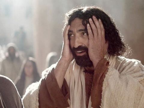 Kiedy rzymski setnik odkrył, że umarł jego sługa, zwrócił się o pomoc do Pana Jezusa. (Mateusza 8:5-13, Łukasza 7:2-9) – Slajd 8