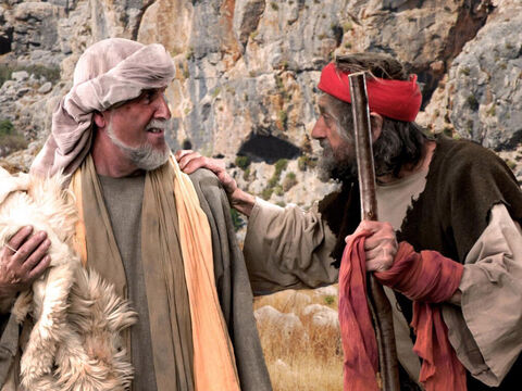 Eliasz ze swym sługą weszli na szczyt góry Karmel. – Slajd 2