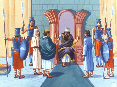 Szadrak, Meszak i Abed-Nego pospieszyli do królewskiej komnaty. A kiedy król zapytał ich, czy to prawda, że nie pokłonili się złotemu posągowi, odpowiedzieli, że to prawda. – Slajd 23