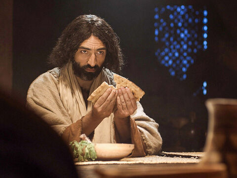 Jezus spożył ze swoimi uczniami ostatnią kolację przed swoją śmiercią. (Mateusza 26:17-35, Marka 14:12-31, Łukasza 22:7-38, Jana 13:18-38) – Slajd 7