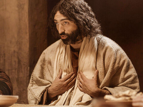 Jezus spożył ze swoimi uczniami ostatnią kolację przed swoją śmiercią. (Mateusza 26:17-35, Marka 14:12-31, Łukasza 22:7-38, Jana 13:18-38) – Slajd 10