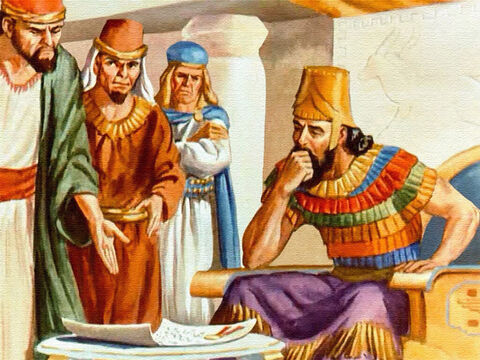 Król Dariusz  bardzo lubił Daniela. Uważał go za godnego zaufania przyjaciela i bardzo polegał na osądzie tego mądrego człowieka. Jednak teraz znalazł się w trudnej sytuacji. – Slajd 23