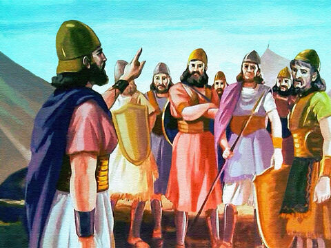 Kiedy Jozue wrócił do obozu, zwołał swoich ludzi. Ci mężczyźni izraelscy przysięgli posłuszeństwo Jozuemu, tak jak Mojżeszowi... – Slajd 13