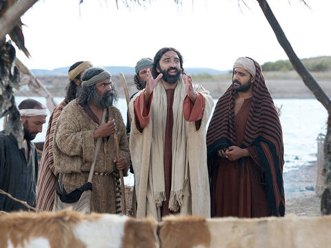 Jezus opowiada przypowieść o siewcy. (Mateusza 13:1-23, Marka 4:1-20, Łukasza 8:1-15) – Slajd 11