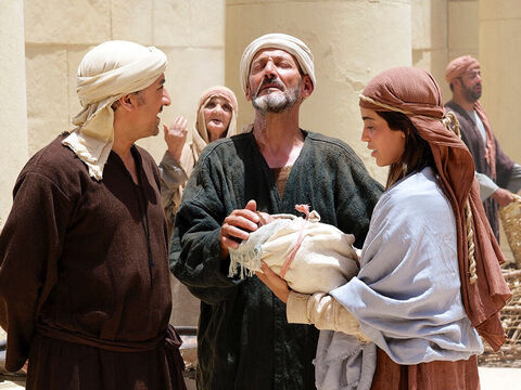 Symeon i Anna dziękują Bogu za to, że posłał Jezusa. (Łukasza 2:21-40) – Slajd 7