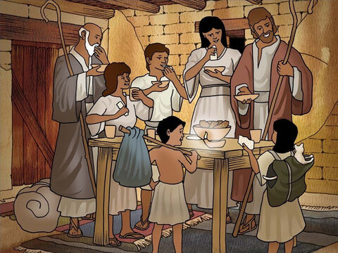 Gdy anioł śmierci przeszedł, mieli szybko zjeść kolację i przygotować się do opuszczenia Egiptu. Posiłek ten nazwano „Paschą”. Bóg nakazał, aby co roku spożywali go na pamiątkę tego, że Bóg ich uratował (Wyjścia 12). – Slajd 5